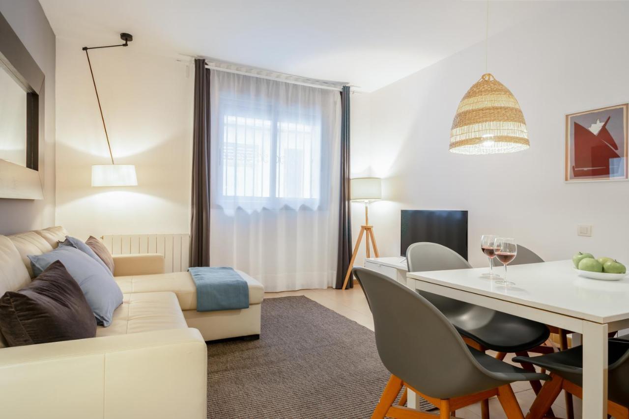 Inside Barcelona Apartments Salva Екстер'єр фото
